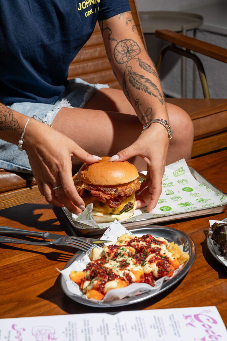 Johnnys Burger Bar 35