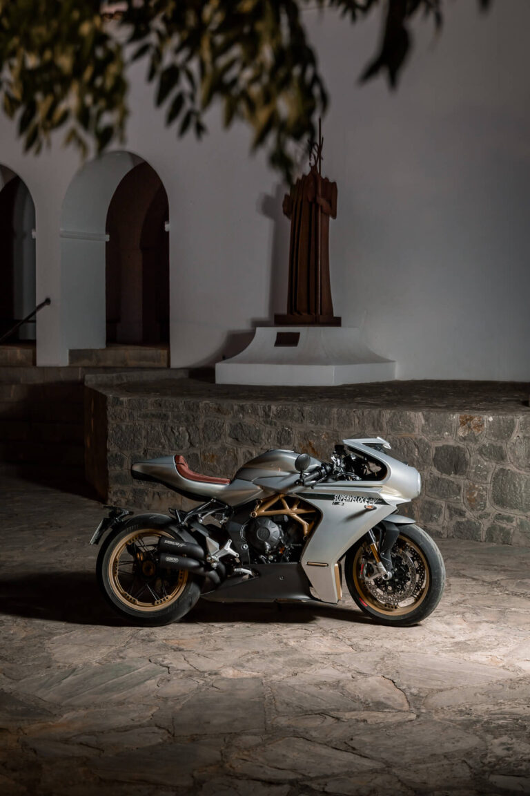 Mv Augusta Superveloce 10