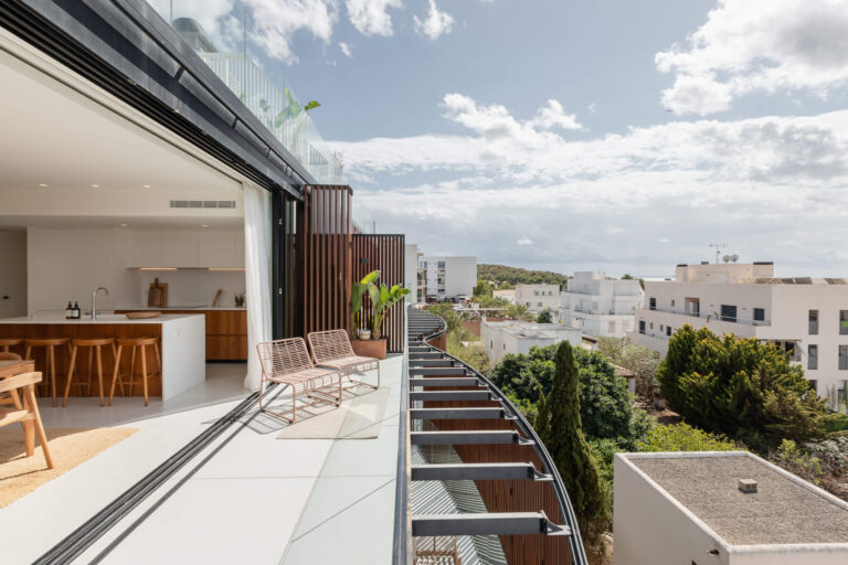 Piso Atico Urbania 17